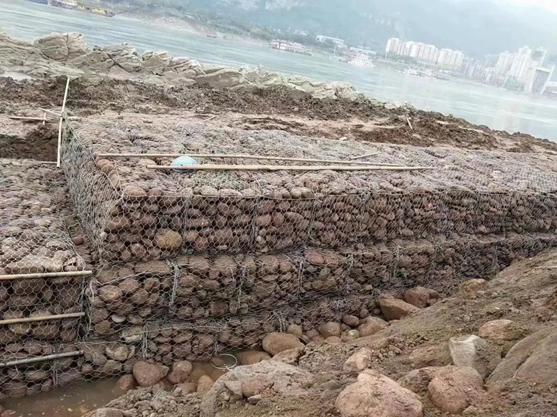 铅丝石笼挡墙