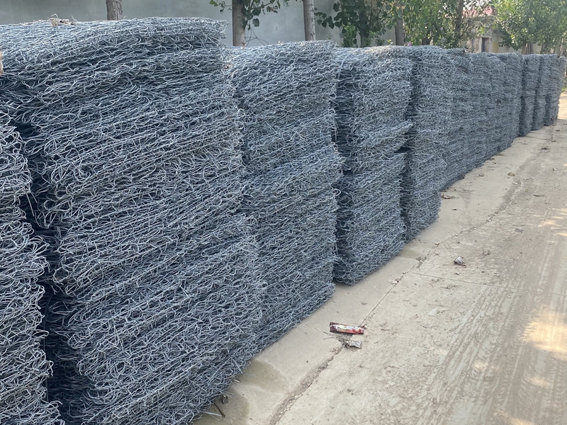 铅丝石笼挡墙