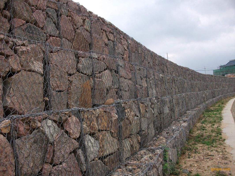 铅丝石笼挡墙